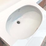 Chậu rửa mặt lavabo TOTO LW1505V#XW/ TL516GV âm bàn, kèm giá đỡ TL516GV - Ảnh 3