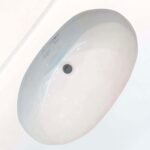 Chậu rửa mặt lavabo TOTO LW1506V#XW/ TL516GV âm bàn, kèm giá đỡ TL516GV - Ảnh 2