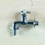 Vòi gắn tường TOTO T26-13 lạnh - Ảnh 4