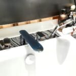 Vòi xả bồn tắm TOTO TBG01202BB#PFG dòng GO (4 lỗ), màu Vàng pháp bóng, kèm tay sen - Ảnh 3