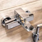 Vòi sen tắm TOTO TBG02302VA/ TBW02017A nóng lạnh - Ảnh 2