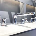 Vòi xả bồn tắm TOTO TBG03201BA nóng lạnh, dòng GS (3 lỗ), màu Crom bóng - Ảnh 3