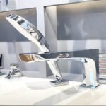 Vòi xả bồn tắm TOTO TBG07202A nóng lạnh, dòng GE (4 lỗ), màu chrome, kèm tay sen - Ảnh 4