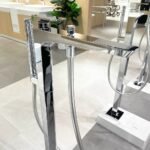 Sen cây bồn tắm TOTO TBG07306AA#MBL dòng GE - Ảnh 3