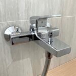 Vòi sen tắm TOTO TBG10302VA nóng lạnh (không kèm tay sen) - Ảnh 4