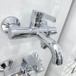 Vòi sen tắm TOTO TBG11302VA nóng lạnh (không kèm tay sen) - Ảnh 3