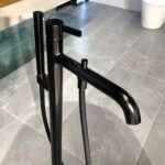 Sen cây bồn tắm TOTO TBG11306AA#MBL dòng GF - Ảnh 4