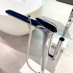 Sen cây bồn tắm TOTO TBP03301AA#MBL dòng ZA đen mờ - Ảnh 3