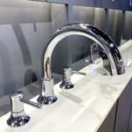 Vòi xả bồn tắm TOTO TBS02201BA nóng lạnh, dòng LN (3 lỗ), màu chrome - Ảnh 4