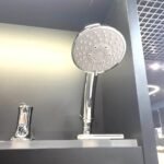 Vòi xả bồn tắm TOTO TBS02202BA nóng lạnh, dòng LN (4 lỗ), màu chrome, kèm tay sen - Ảnh 5