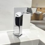 Vòi lavabo TOTO TLE20006A cảm ứng - Ảnh 2