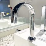 Vòi lavabo TOTO TLE24008V cảm ứng - Ảnh 2