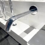 Vòi gắn tường TOTO TLE24010V cảm ứng - Ảnh 2