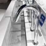 Vòi lavabo TOTO TLE26008V cảm ứng - Ảnh 3