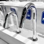 Vòi lavabo TOTO TLE29002V/ TLE04502V/ TLN01102A cảm ứng ( bao gồm bộ điều khiển và van cấp) - Ảnh 3