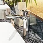 Vòi lavabo TOTO TLG01306B#MBL nóng lạnh dòng GO đen mờ ,cao 24cm - Ảnh 2