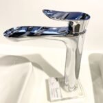 Vòi lavabo TOTO TLG01307B#PN nóng lạnh dòng GO mạ Nikel bóng ,cao 29cm - Ảnh 4