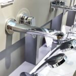 Vòi lavabo TOTO TLG01311BB#BFG nóng lạnh, gắn tường, dòng GO (2 lỗ), màu vàng Pháp mờ - Ảnh 5