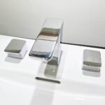 Vòi lavabo TOTO TLG02201BA#PN nóng lạnh dòng GO (3 lỗ) mạ Nikel bóng - Ảnh 3