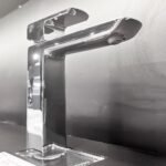 Vòi lavabo TOTO TLG02304B#MBL nóng lạnh dòng GR đen mờ ,cao 21cm - Ảnh 3