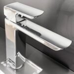 Vòi lavabo TOTO TLG02304B#MBL nóng lạnh dòng GR đen mờ ,cao 21cm - Ảnh 4