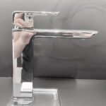 Vòi lavabo TOTO TLG02304B#MBL nóng lạnh dòng GR đen mờ ,cao 21cm - Ảnh 5