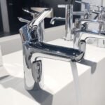 Vòi lavabo TOTO TLG03301B#PN nóng lạnh dòng GS mạ Nikel bóng ,cao 17cm - Ảnh 4