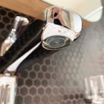 Vòi lavabo TOTO TLG03303B#PN nóng lạnh dòng GS mạ Nikel bóng ,cao 23cm - Ảnh 4