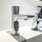 Vòi lavabo TOTO TLG04101B#PN lạnh dòng GA mạ Nikel bóng cao 14cm - Ảnh 2