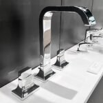 Vòi lavabo TOTO TLG08201B#PN nóng lạnh (3 lỗ) dòng GC - Ảnh 2