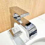 Vòi lavabo TOTO TLG08301B#BN nóng lạnh dòng GC - Ảnh 2