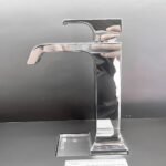 Vòi lavabo TOTO TLG08303B#PN nóng lạnh dòng GC - Ảnh 2