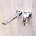 Vòi Lavabo TOTO TLG10307BB nóng lạnh, gắn tường, dòng GB (2 lỗ) - Ảnh 2