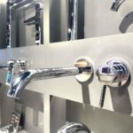 Vòi Lavabo TOTO TLG11308BA#MBL nóng lạnh, gắn tường, dòng GF (2 lỗ), màu đen mờ - Ảnh 5