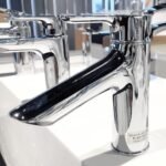 Vòi lavabo TOTO TLS01301V nóng lạnh - Ảnh 3