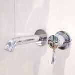 Vòi Lavabo TOTO TLS02307B nóng lạnh, gắn tường, dòng LN (2 lỗ) - Ảnh 2