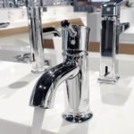 Vòi lavabo TOTO TLS02301V nóng lạnh - Ảnh 2