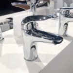 Vòi lavabo TOTO TLS03301V nóng lạnh - Ảnh 2