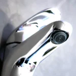 Vòi lavabo TOTO TLS03305V nóng lạnh - Ảnh 5