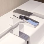 Vòi lavabo TOTO TVLM108RU nóng lạnh - Ảnh 3