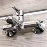 Vòi sen tắm TOTO TVSM103NSS nóng lạnh - Ảnh 4