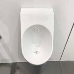 Bồn tiểu nam TOTO USWN925AEV#XW xả cảm ứng điện 220V - Ảnh 3