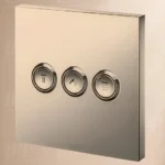 Van chuyển hướng TOTO TBV02105B#PBR 3 đường nước (không kèm phụ kiện âm tường) mạ đồng bóng