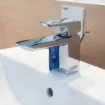 Vòi lavabo TOTO TLG02301V nóng lạnh dòng GR - Ảnh 2