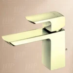 Vòi Lavabo TOTO TLG02301B#PFG nóng lạnh dòng GR mạ vàng Pháp bóng ,cao 13cm