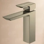Vòi Lavabo TOTO TLG02304B#BBR nóng lạnh dòng GR mạ đồng mờ ,cao 21cm