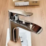 Vòi Lavabo TOTO TLG04301B#MBL nóng lạnh dòng GA đen mờ ,cao 15cm - Ảnh 3