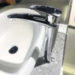 Vòi lavabo TOTO TLG09305V nóng lạnh dòng GM - Ảnh 3