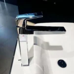 Vòi lavabo TOTO TLG10305V nóng lạnh dòng GB - Ảnh 2