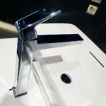 Vòi lavabo TOTO TLG10305V nóng lạnh dòng GB - Ảnh 4